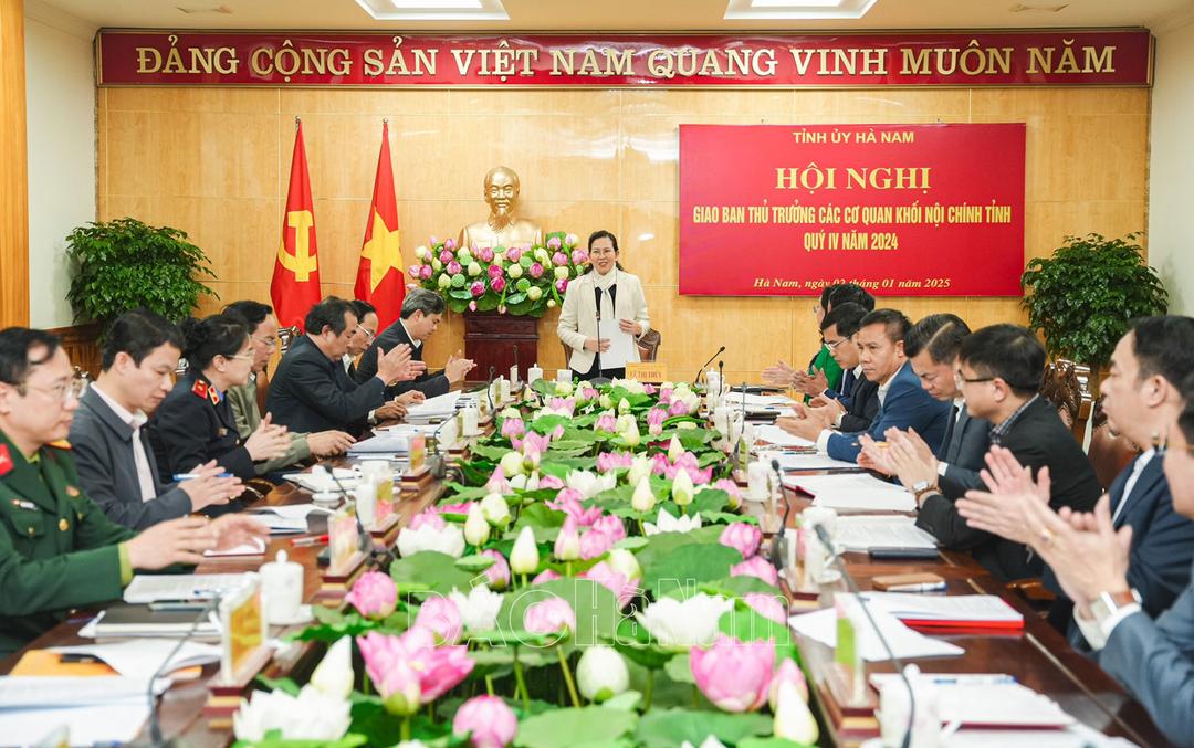 Giao ban thủ trưởng các cơ quan Khối nội chính Tỉnh ủy quý IV/2024