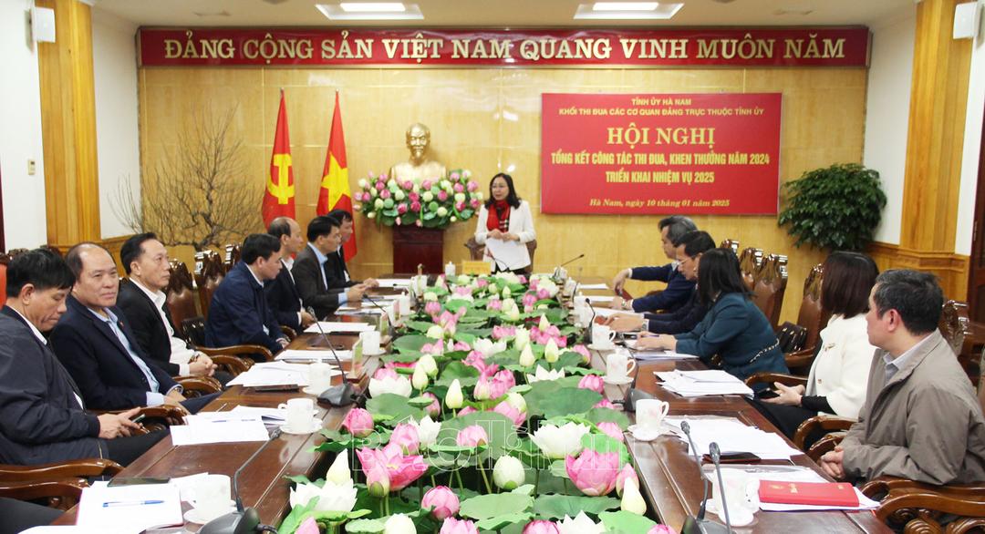 Khối Thi đua các ban xây dựng Đảng và cơ quan trực thuộc Tỉnh ủy triển khai nhiệm vụ năm 2025