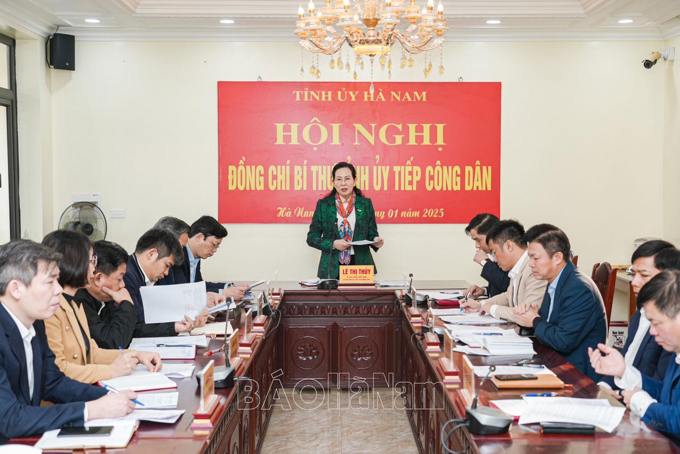 Đồng chí Bí thư Tỉnh ủy Lê Thị Thủy tiếp công dân định kỳ tháng 1