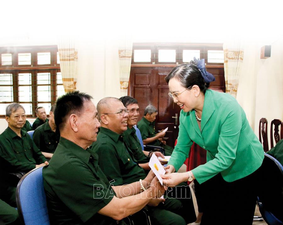 Quan tâm thực hiện tốt chính sách người có công