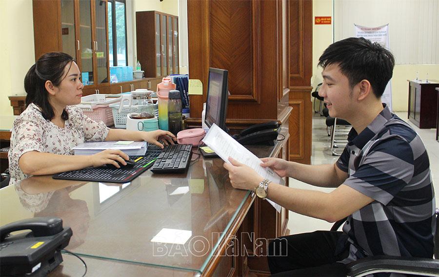 Triển khai thực hiện chính sách, chế độ đối với cán bộ, công chức, viên chức và người lao động trong thực hiện sắp xếp tổ chức bộ máy