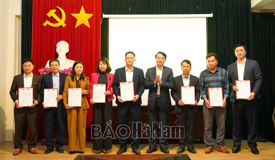 Sở Nông nghiệp và Môi trường công bố các quyết định về công tác cán bộ