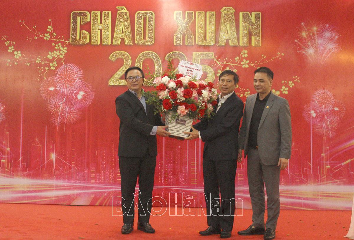 Hội Doanh nhân trẻ tỉnh tổ chức Chương trình "Chào Xuân 2025"