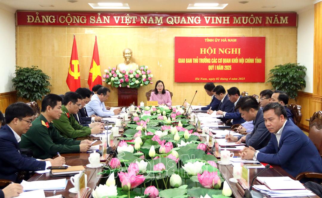 Thường trực Tỉnh ủy giao ban với thủ trưởng các cơ quan khối Nội chính