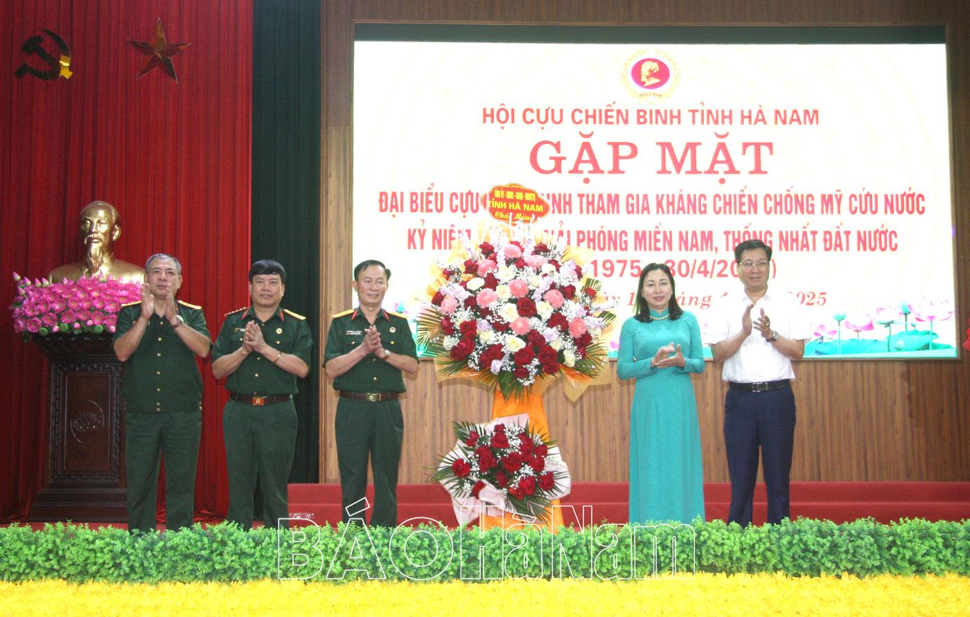 Gặp mặt CCB tham gia kháng chiến chống Mỹ nhân kỷ niệm 50 năm Ngày Giải phóng miền Nam, thống nhất đất nước