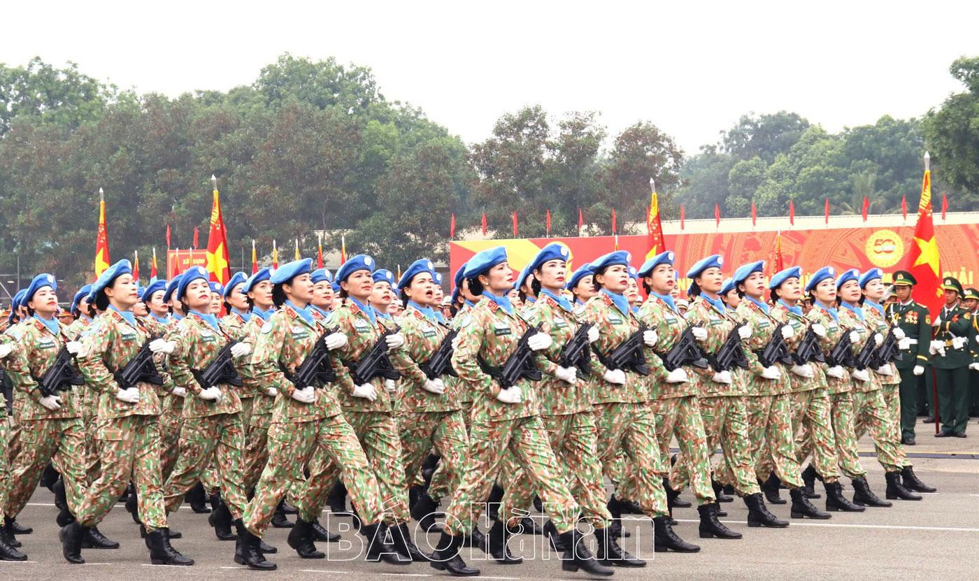 Quyết tâm hoàn thành nhiệm vụ diễu binh, diễu hành kỷ niệm 50 năm Ngày Giải phóng miền Nam