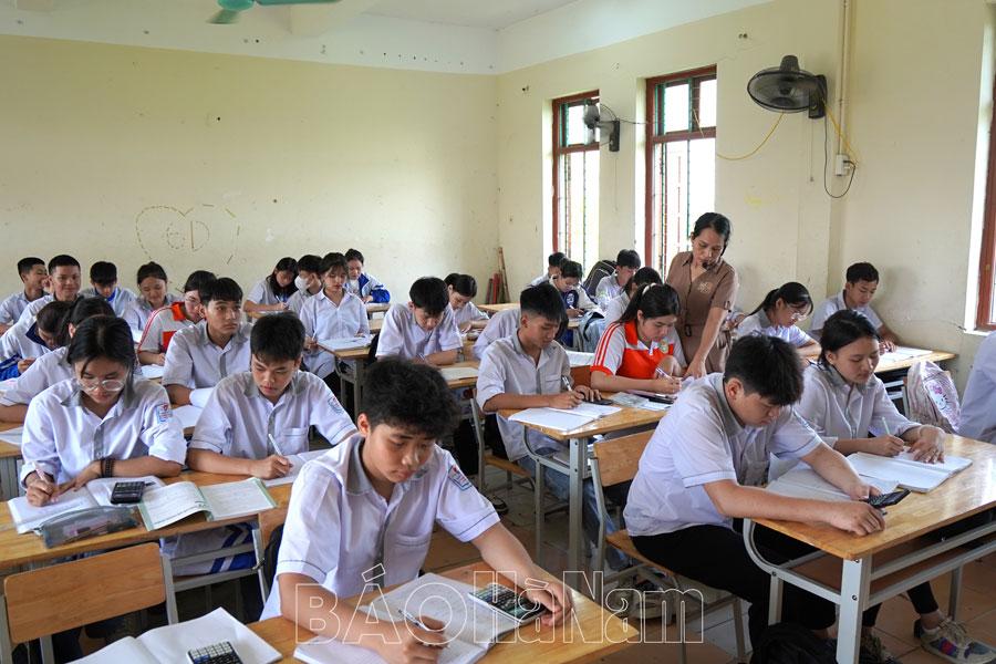 Tập trung ôn tập cho học sinh lớp 9