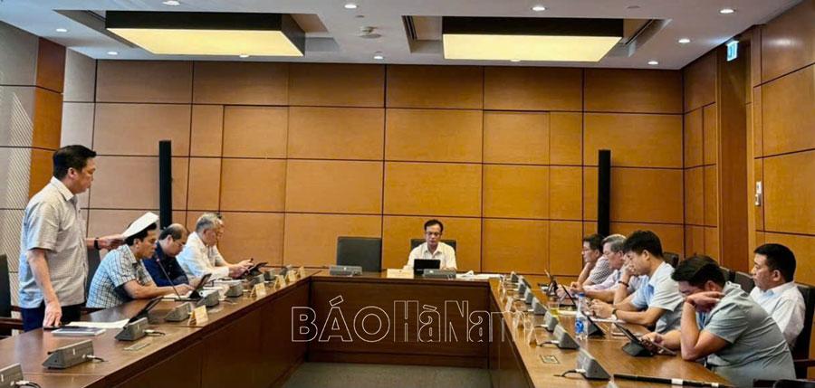 Đoàn ĐBQH Hà Nam đóng góp ý kiến vào dự án Luật Ngân sách nhà nước