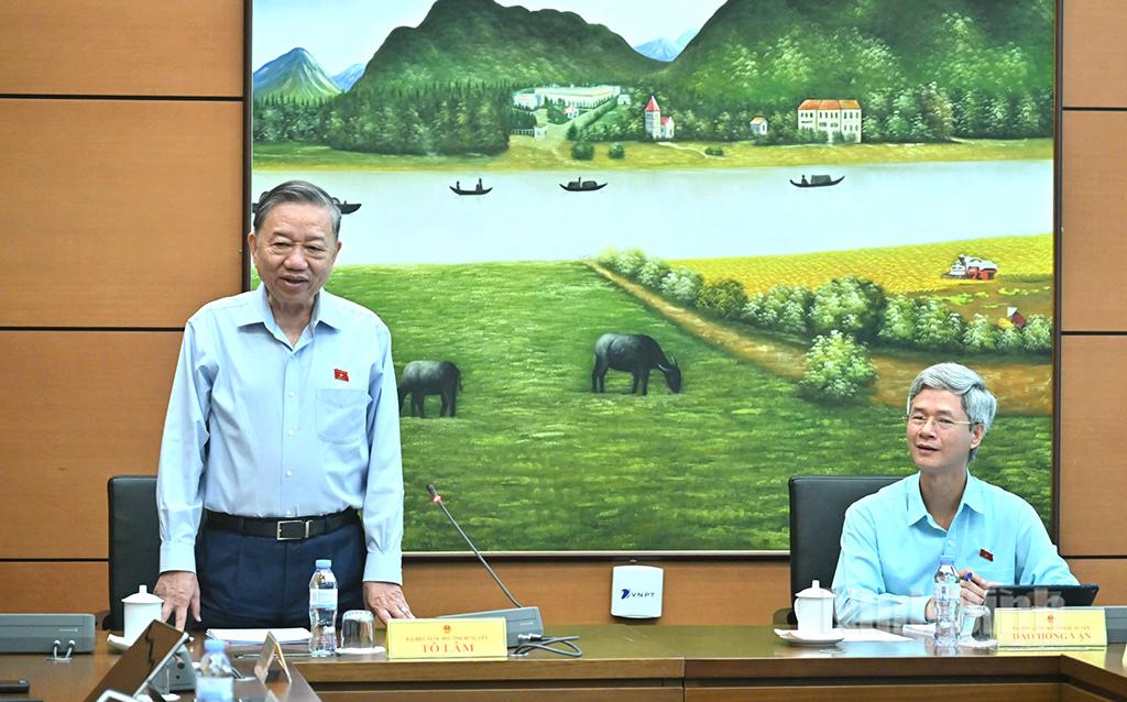 Tổng Bí thư Tô Lâm phát biểu thảo luận tại Tổ.