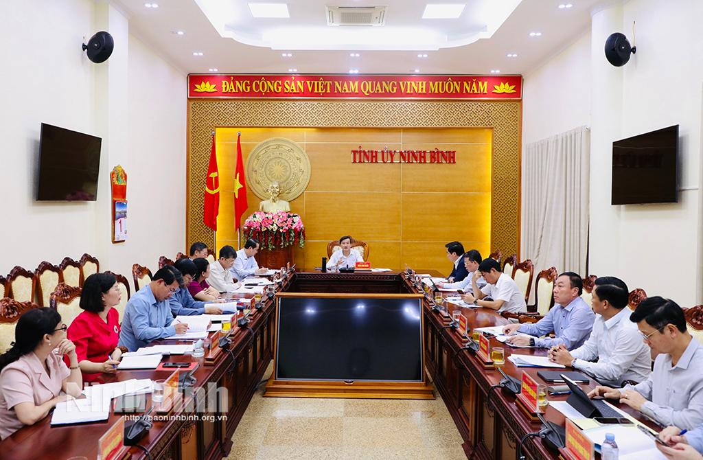 Các đại biểu dự hội nghị.