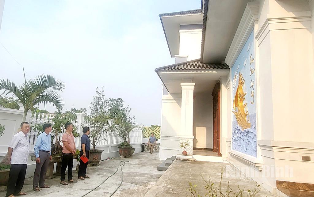Ngôi nhà của một hộ gia đình ở xóm 5, xã Mai Sơn thuộc diện GPMB Dự án đầu tư xây dựng tuyến đường bộ cao tốc Ninh Bình-Hải Phòng.