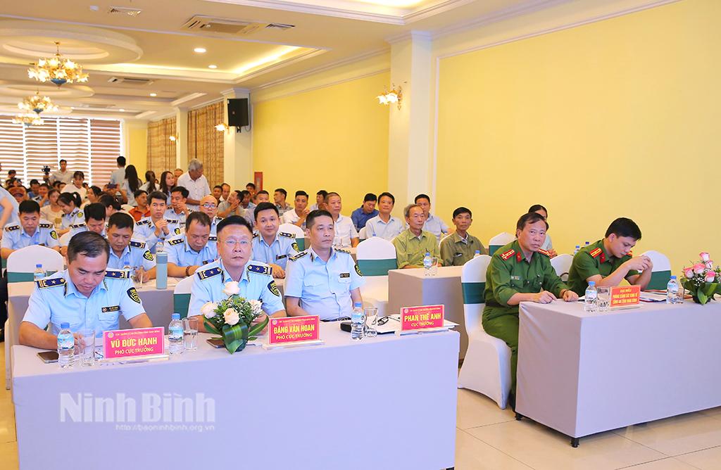 Các đại biểu dự hội nghị.