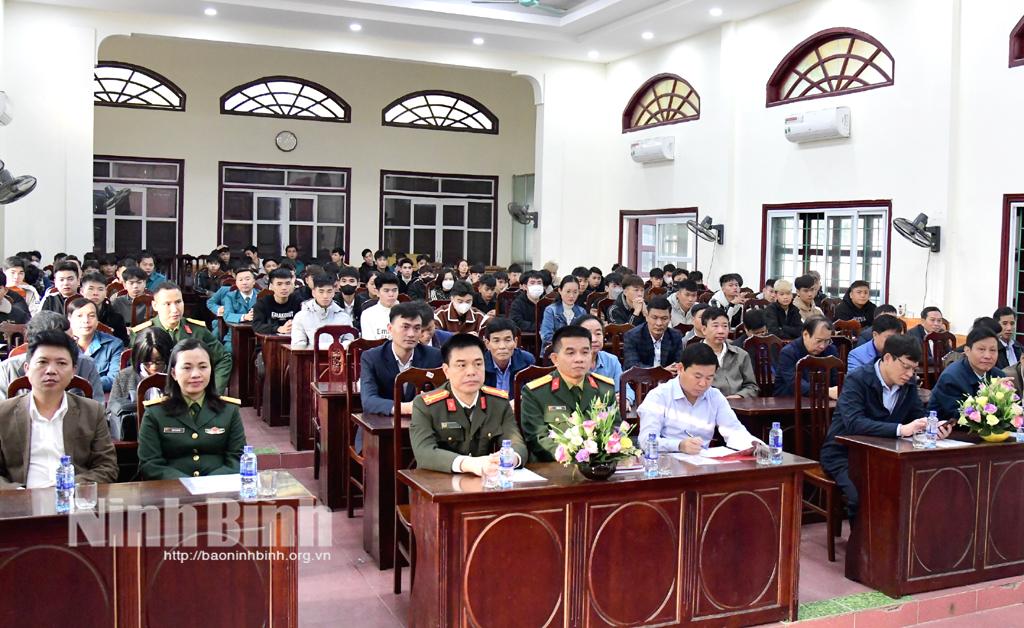 Các đại biểu dự lễ khai giảng lớp bồi dưỡng.