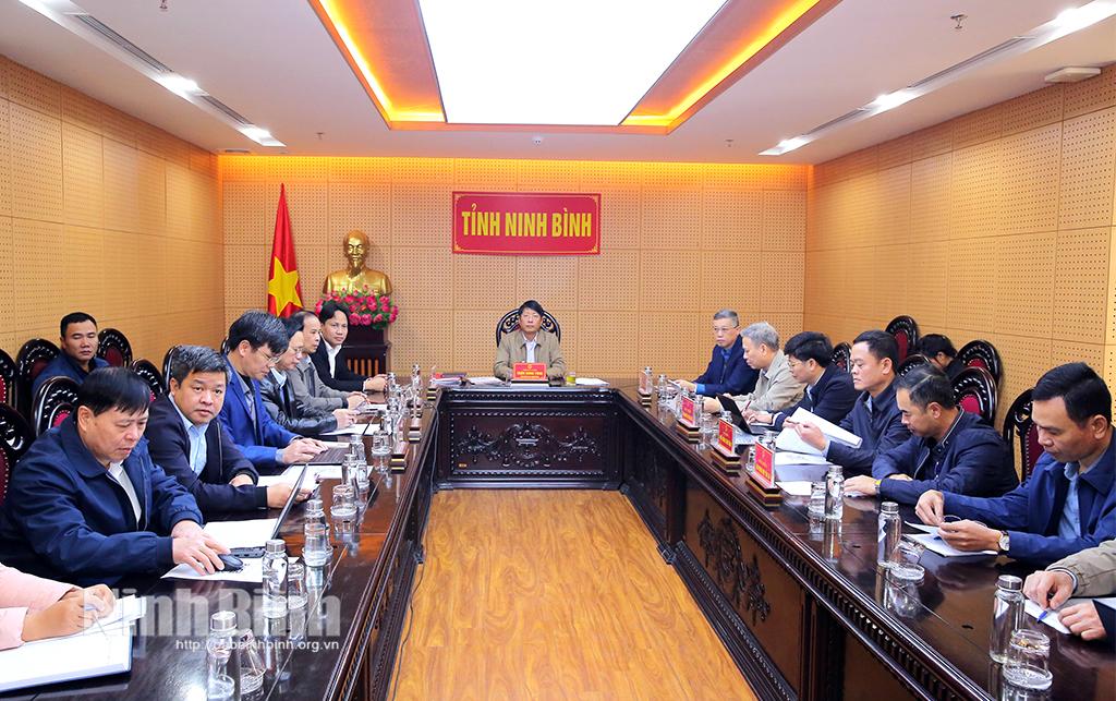 Các đại biểu dự hội nghị tại điểm cầu Ninh Bình.