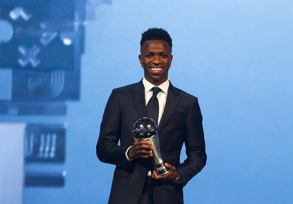 Vinicius Junior giành giải thưởng FIFA The Best 2024.