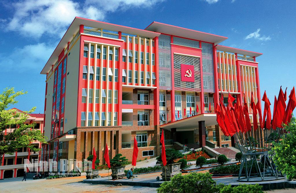 Quang cảnh Trường Chính trị tỉnh Ninh Bình. Ảnh: Trường Giang