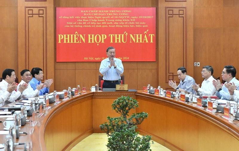 Tổng Bí thư Tô Lâm chủ trì Phiên họp thứ nhất Ban Chỉ đạo Trung ương về tiếp tục đổi mới, sắp xếp tổ chức bộ máy của hệ thống chính trị tinh gọn, hoạt động hiệu lực, hiệu quả.
