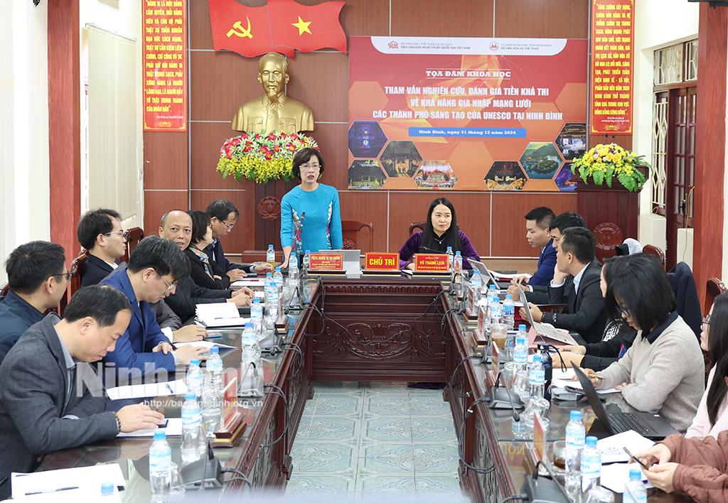 Quang cảnh toạ đàm.