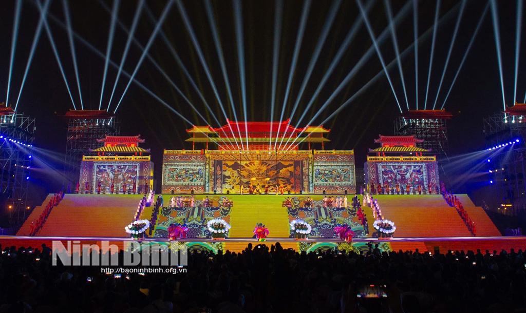 Lễ khai mạc Festival Ninh Bình lần thứ III, năm 2024. Ảnh: Ngọc Linh