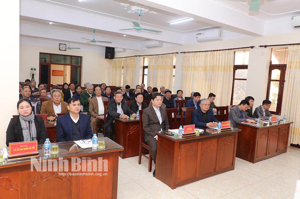 Các đại biểu dự hội nghị.