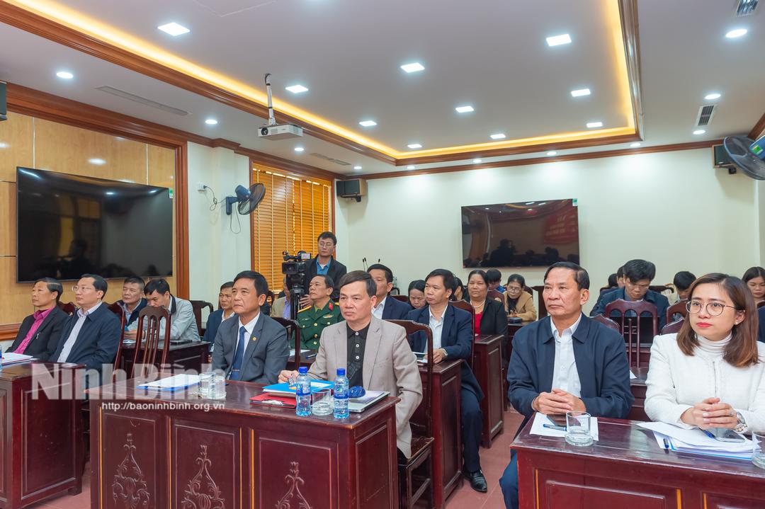 Các đại biểu dự hội nghị.