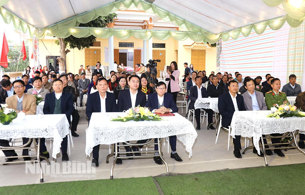 Các đại biểu dự lễ công bố.