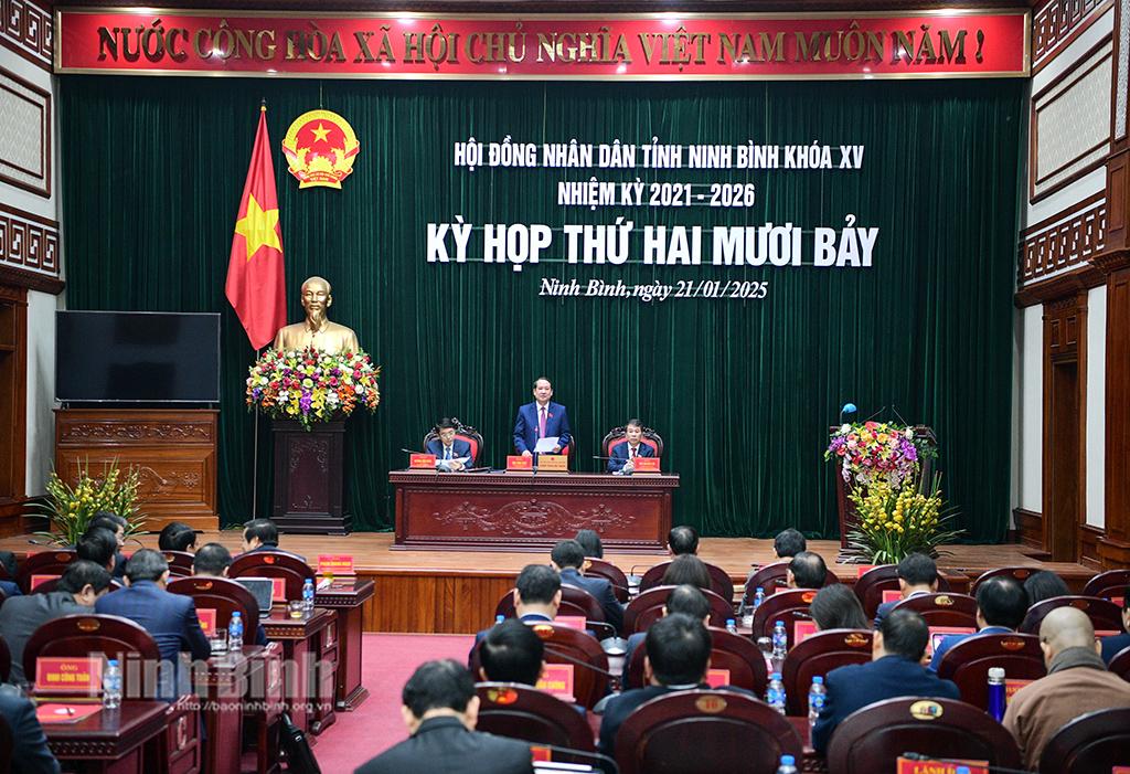 Quang cảnh kỳ họp.