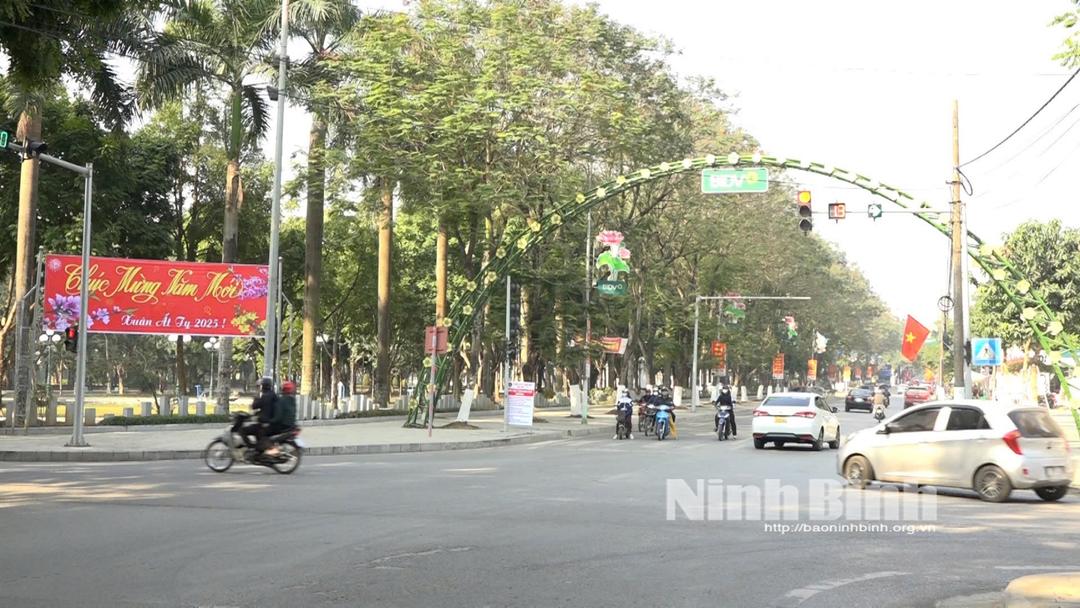 Đường phố Tam Điệp đã được "khoác lên mình tấm áo mới"