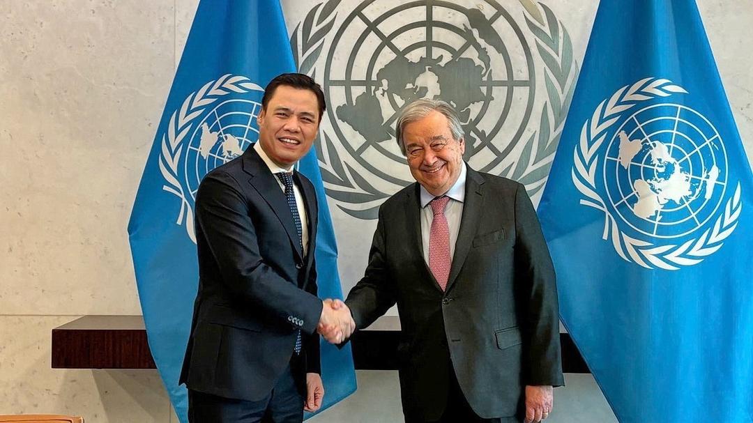 Đại sứ Đặng Hoàng Giang, Trưởng Phái đoàn Thường trực Việt Nam tại LHQ làm việc với Tổng Thư ký LHQ.