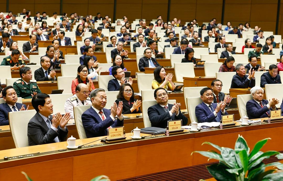 Tổng Bí thư Tô Lâm; Chủ tịch nước Lương Cường; Thủ tướng Chính phủ Phạm Minh Chính và các đồng chí lãnh đạo, nguyên lãnh đạo Đảng, Nhà nước dự phiên bế mạc kỳ họp.