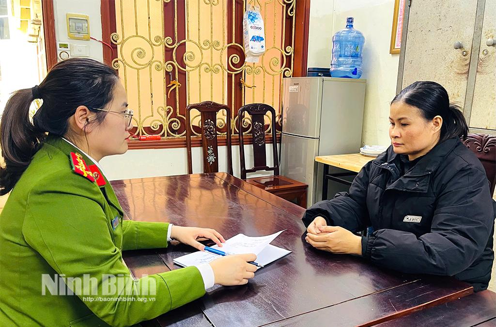 Đối tượng Quách Thị Nương tại Cơ quan Công an.