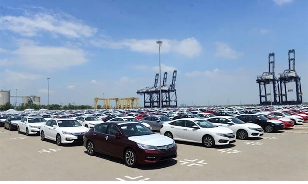 Kế hoạch áp thuế 25% đối với ô tô nhập khẩu của Mỹ có thể tác động tiêu cực đến kinh tế toàn cầu.