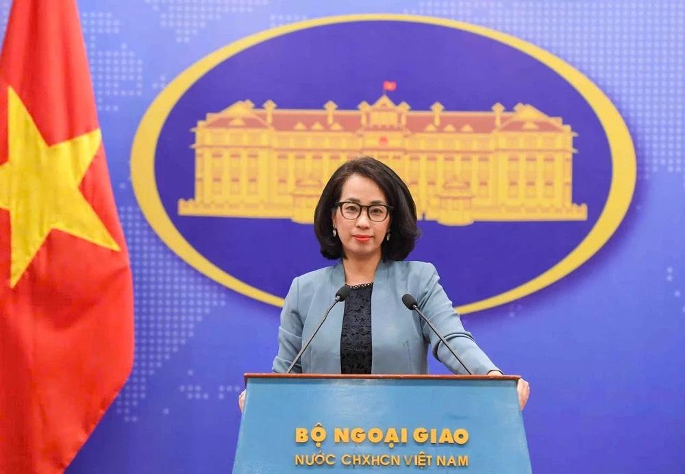 Người phát ngôn Bộ Ngoại giao Phạm Thu Hằng tại họp báo thường kỳ Bộ Ngoại giao chiều 10/4.