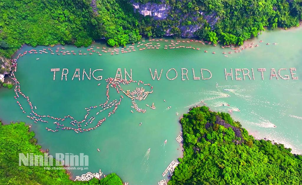 Di sản Văn hóa và Thiên nhiên thế giới Quần thể Danh thắng Tràng An giữ vai trò cốt lõi để Ninh Bình hiện thực hóa kinh tế di sản. Ảnh: Minh Đường