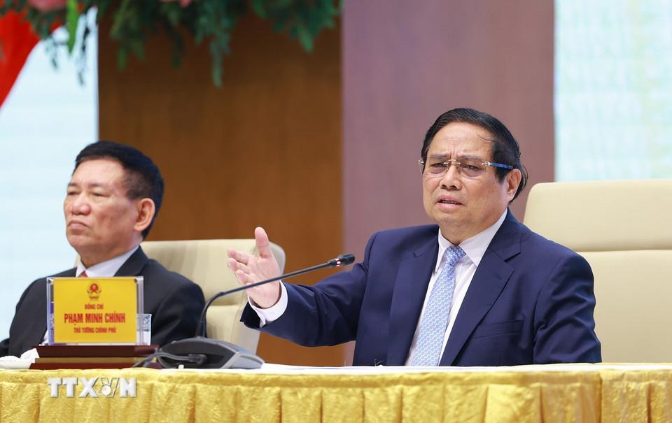 Thủ tướng Phạm Minh Chính chủ trì buổi làm việc. (Ảnh: Dương Giang/TTXVN)