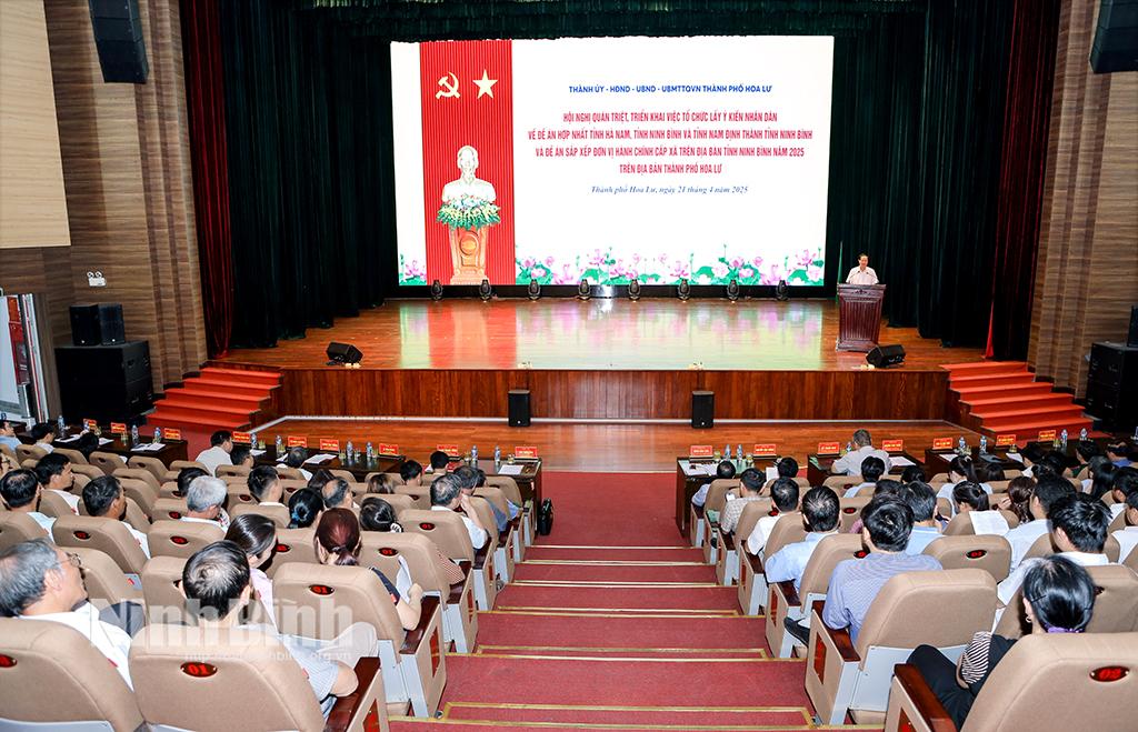 Quang cảnh hội nghị.