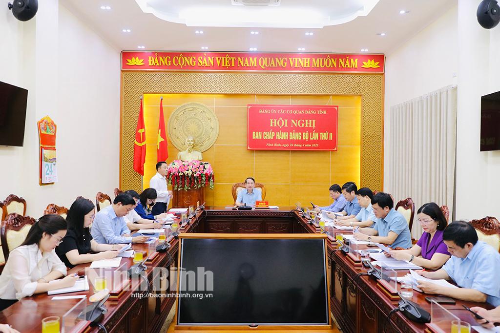 Các đại biểu dự Hội nghị.