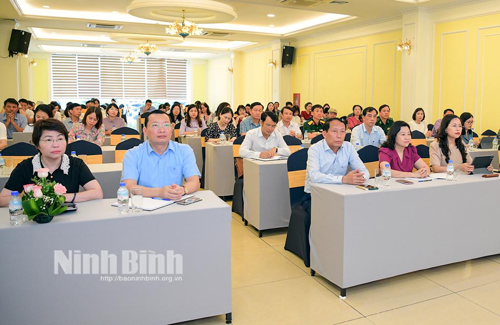 Các đại biểu dự lớp bồi dưỡng.