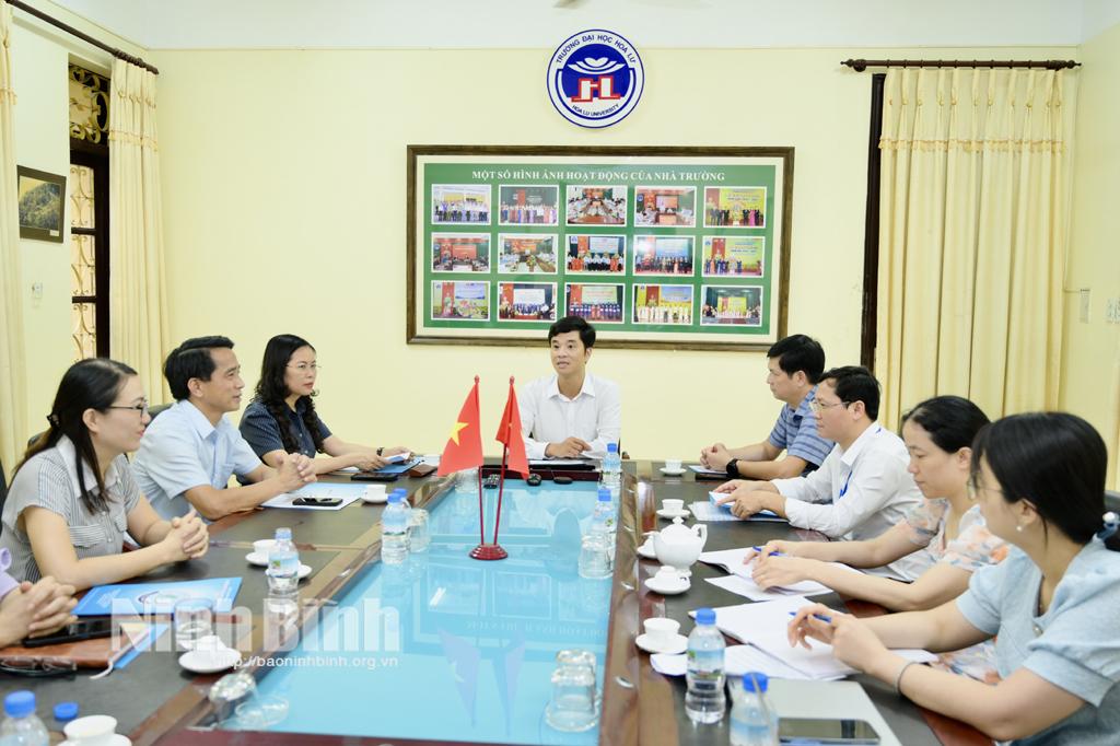 Đoàn kiểm tra làm việc tại Trường Phổ thông thực hành sư phạm Tràng An.