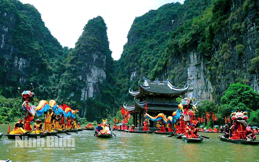 Lễ hội Tràng An năm 2025. Ảnh: Minh Đường