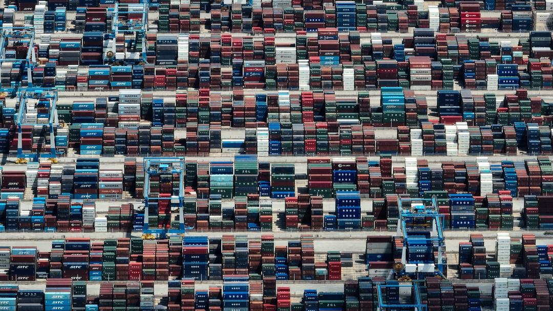 Cảng hàng hóa tại Khu tự trị dân tộc Choang, Quảng Tây, Trung Quốc.