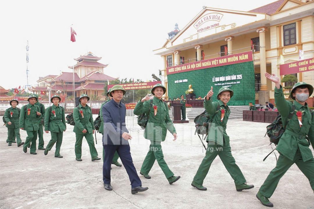 Thanh niên xã Xuân Trường lên đường nhập ngũ năm 2025.