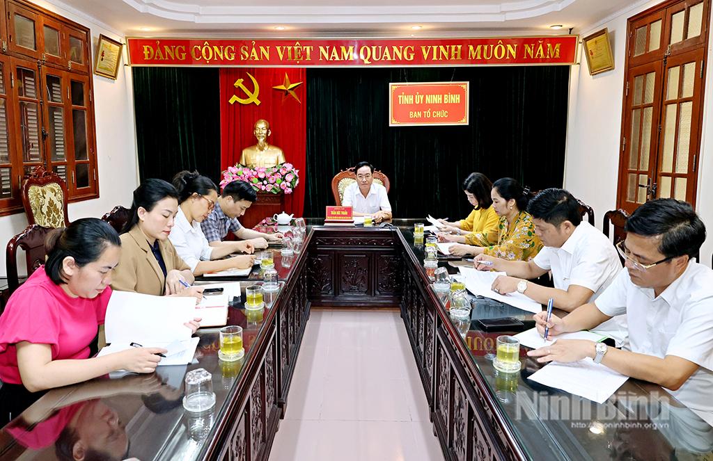 Quang cảnh hội nghị trực tuyến tại điểm cầu tỉnh Ninh Bình