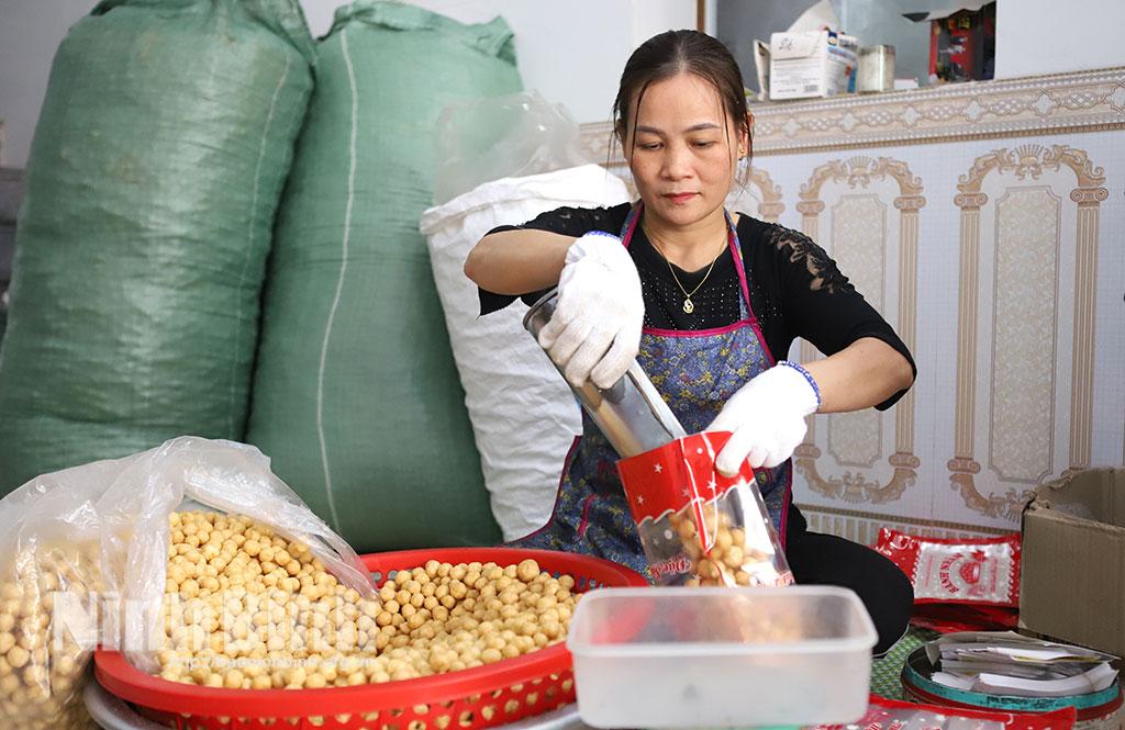 Bánh nhãn- thứ quà quê mộc mạc, giản dị từ vùng đất Hải Hậu.