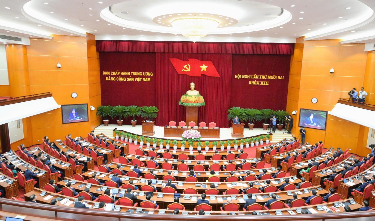 Sau Hội nghị lần thứ 12 khóa XIII, Bộ Chính trị, Ban Bí thư đã ban hành các kết luận, chỉ đạo tích cực vận hành mô hình chính quyền địa phương 2 cấp. (Ảnh: ĐĂNG KHOA)