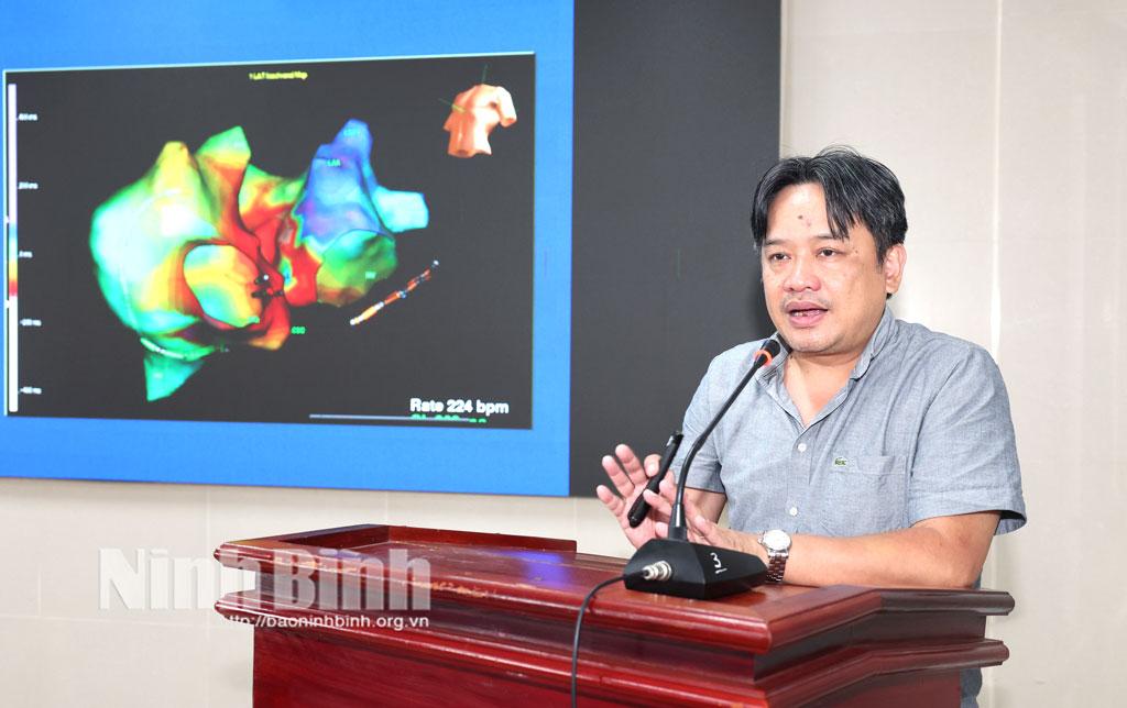 TS, Bác sỹ Phạm Như Hùng - Phó giám đốc Bệnh viện tim Hà Nội phát biểu tại hội thảo.