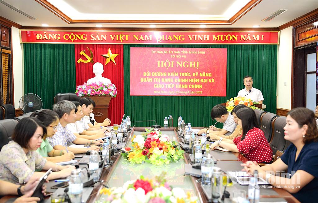 Quang cảnh hội nghị.