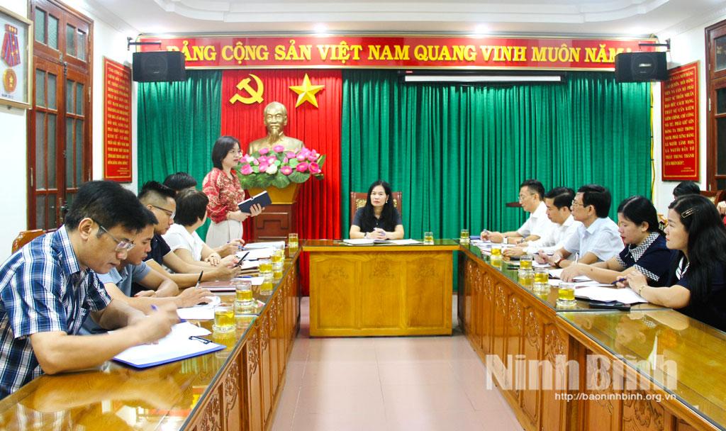 Các đại biểu tham dự hội nghị.