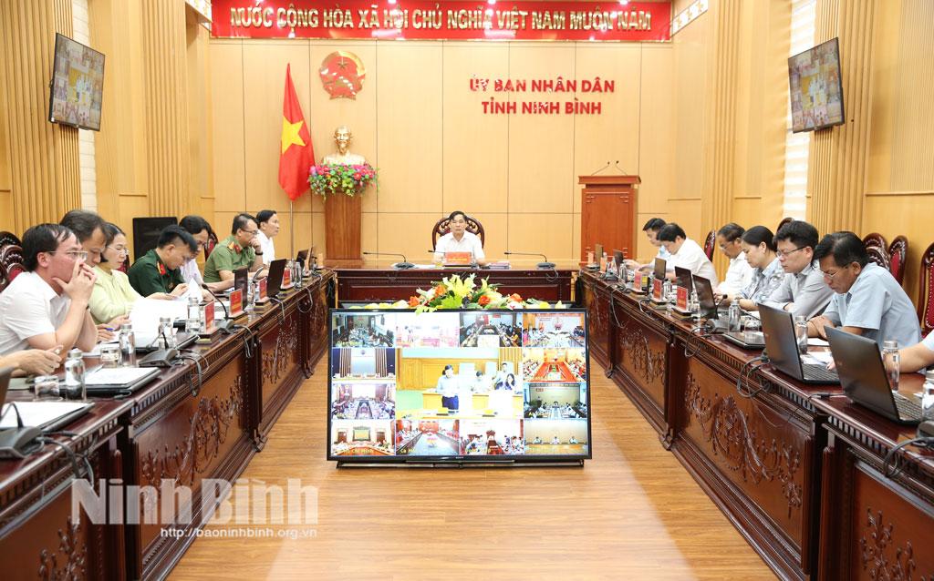 Quang cảnh hội nghị tại điểm cầu Ninh Bình