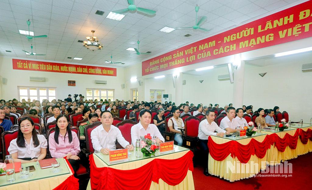 Các đại biểu dự hội nghị